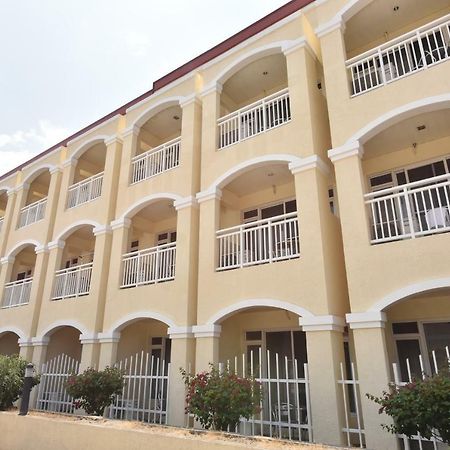 Subic Coco Hotel Olongapo Buitenkant foto