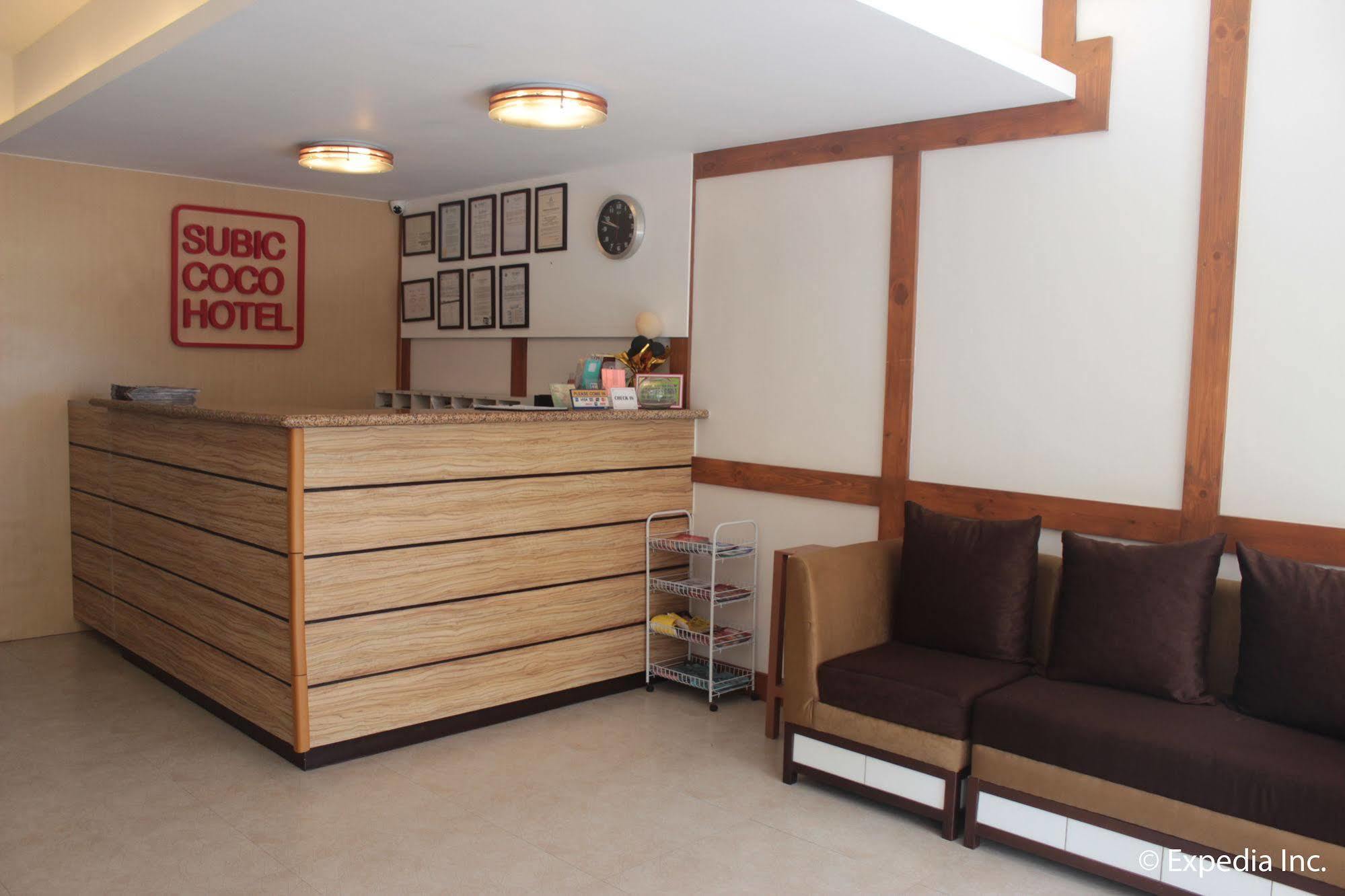 Subic Coco Hotel Olongapo Buitenkant foto